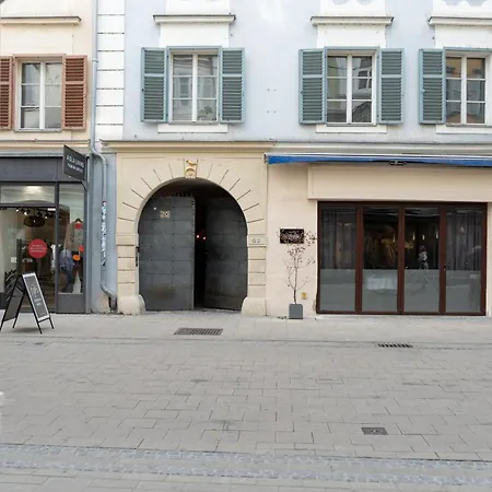 Апартаменты Heritage Living Schmiedgasse *